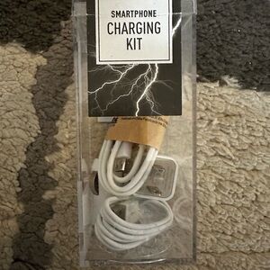 Smartphone Charging Kit 4 chargers - White